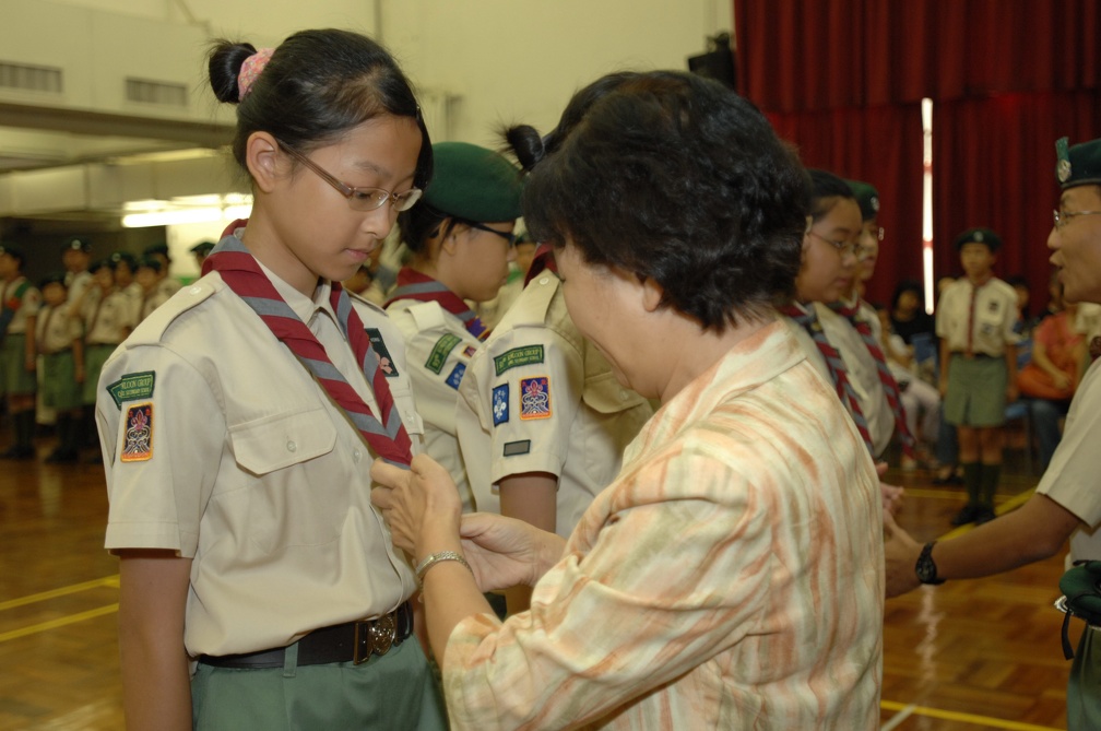 adu-1006130550.jpg