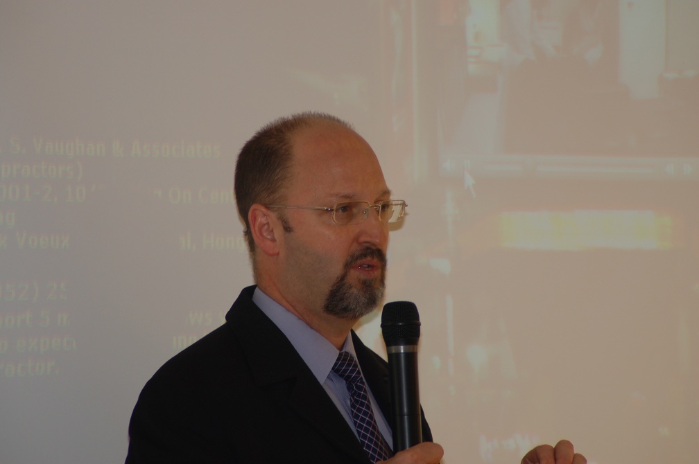 aae-425279917.jpg