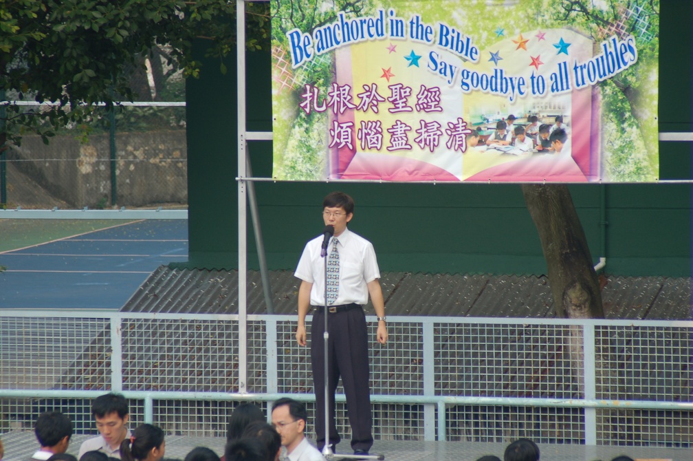 aaa-2035550097.jpg
