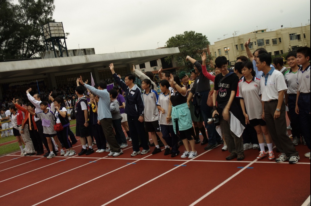 ahz-1237270291.jpg
