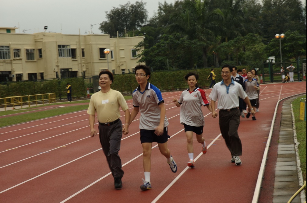 aie-1031284810.jpg
