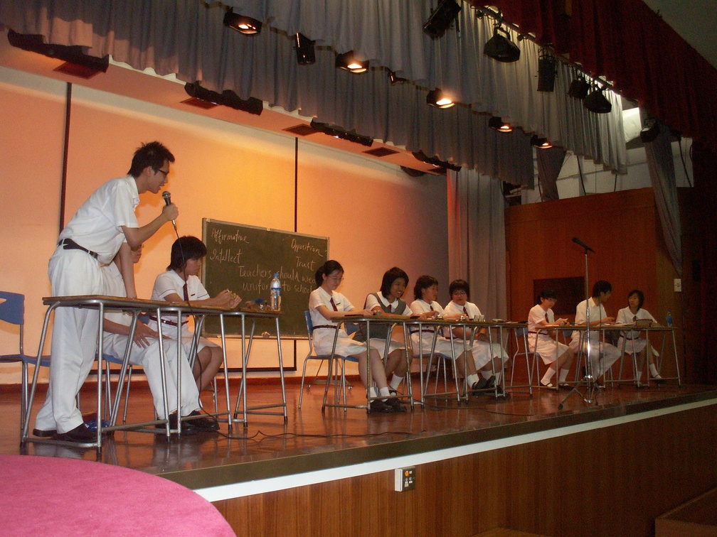 aax-1355532558.jpg