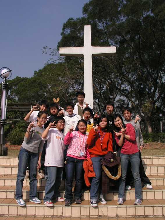 aeu-1461068896.jpg