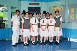 Thumb002.jpg