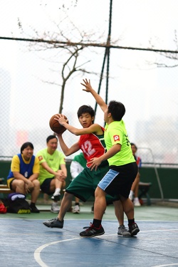 Inter-house basketball Final (Junior Form) & Teachers/Students basketball competition