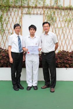 Awards & Prizes Presentation(Oct 2014)
