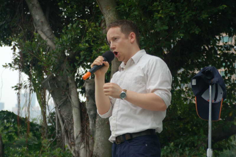 aam-2040259003.jpg