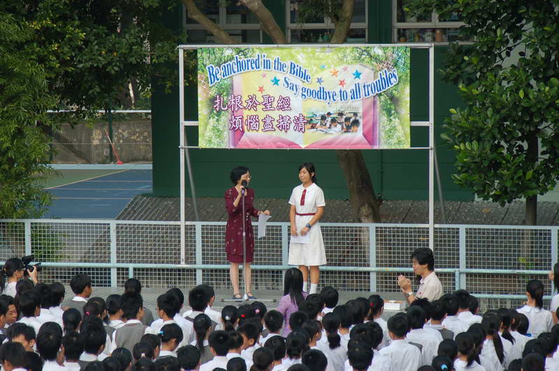 aaj.jpg
