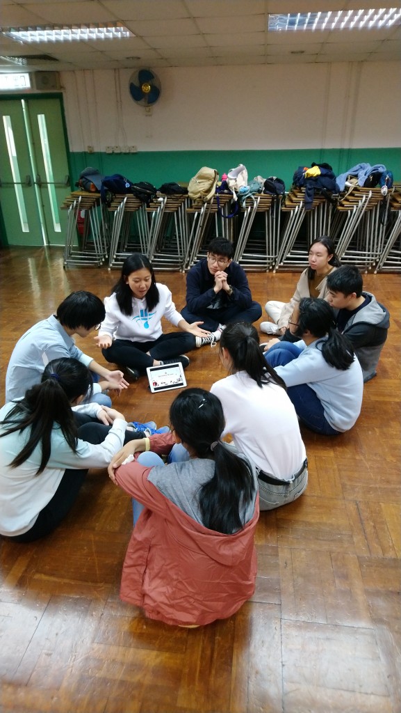 Debriefing in small groups