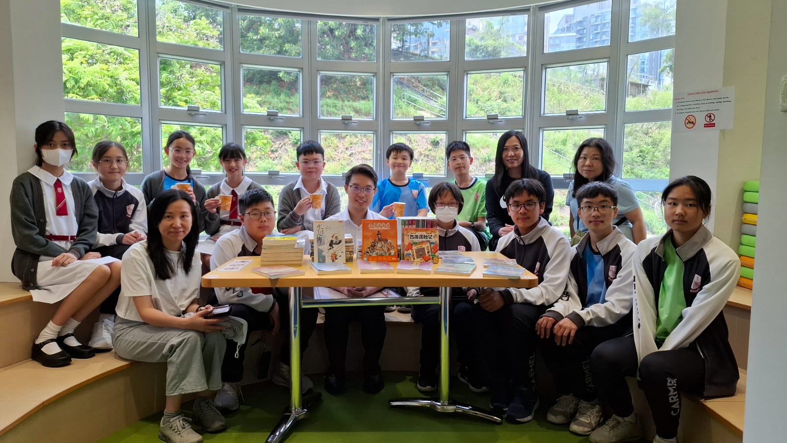 Reading Cafe x 4Rs 01